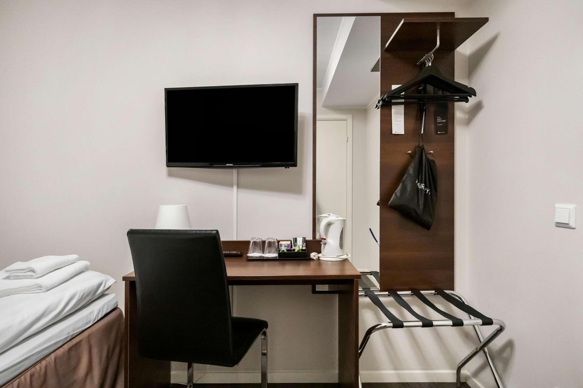 Best Western Hotel Солна Екстериор снимка