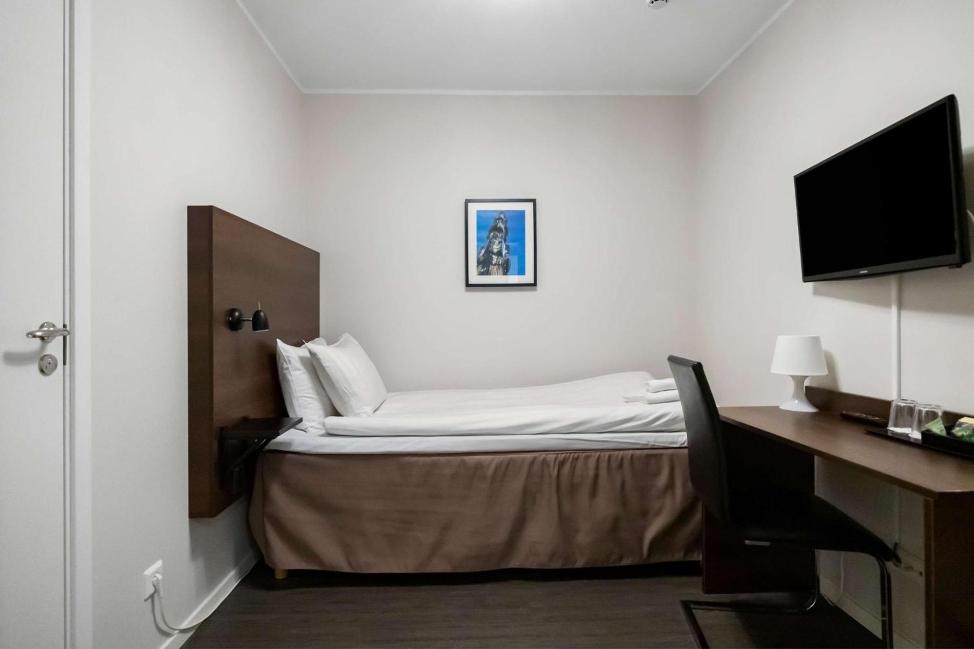 Best Western Hotel Солна Екстериор снимка