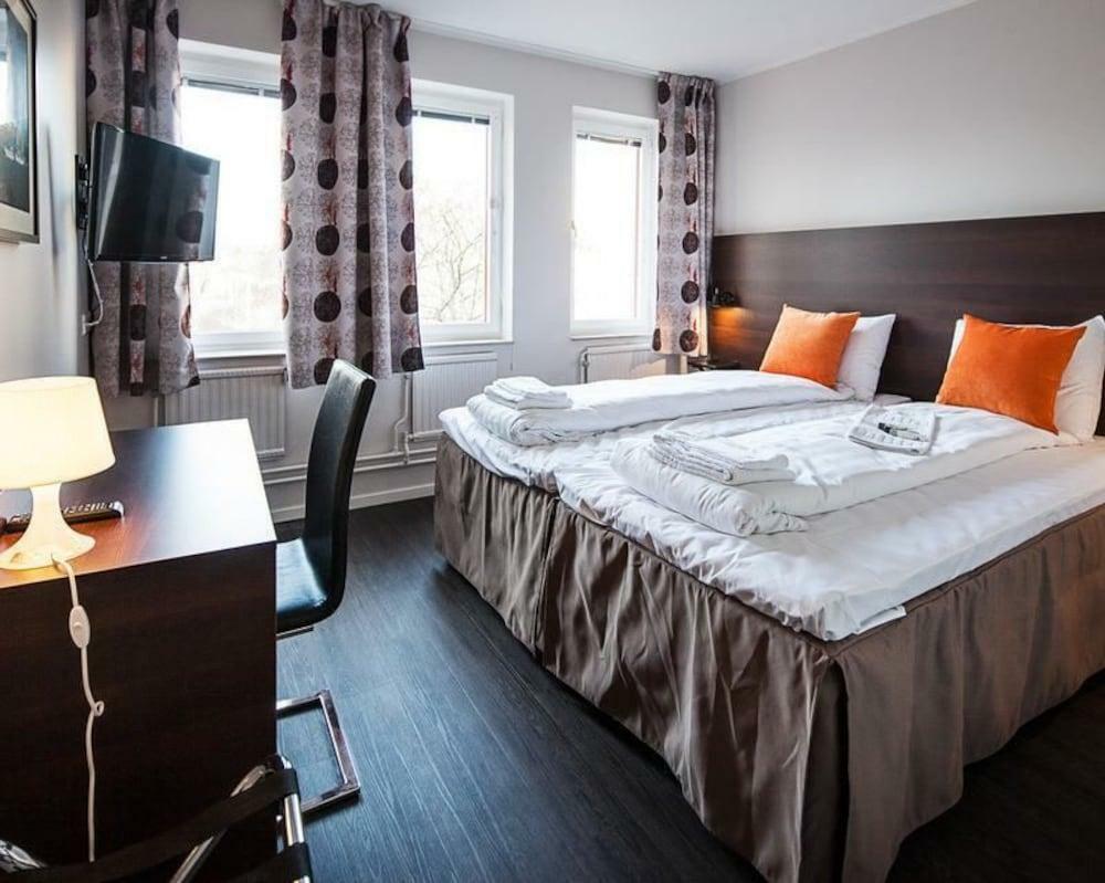 Best Western Hotel Солна Екстериор снимка